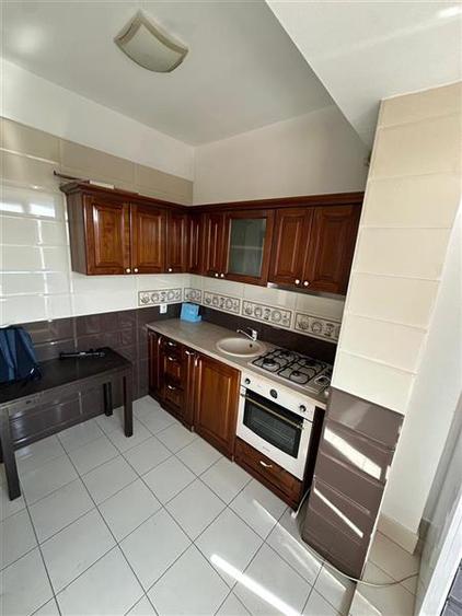 Apartament cu 2 camere decomandat în Dămăroaia