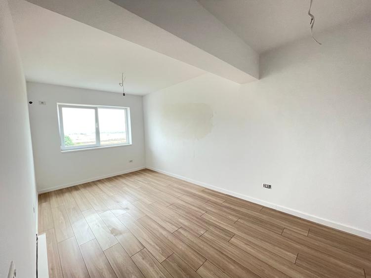 Apartament cu 2 camere decomandat în Berceni