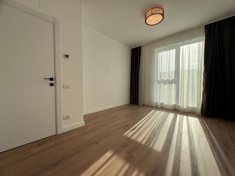 Apartament cu 3 camere decomandat în Pipera