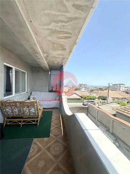 Casă cu Teren 854 Mp în Ovidiu