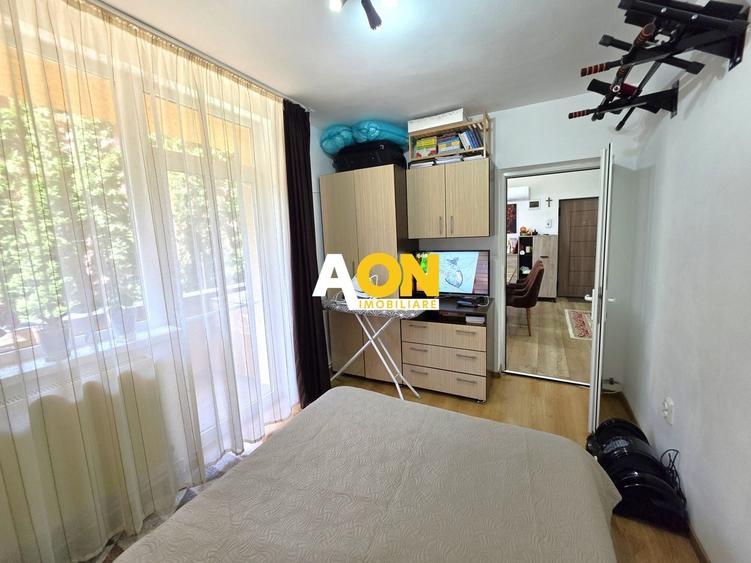 Apartament cu 3 camere decomandat, mobilat în Ampoi 3
