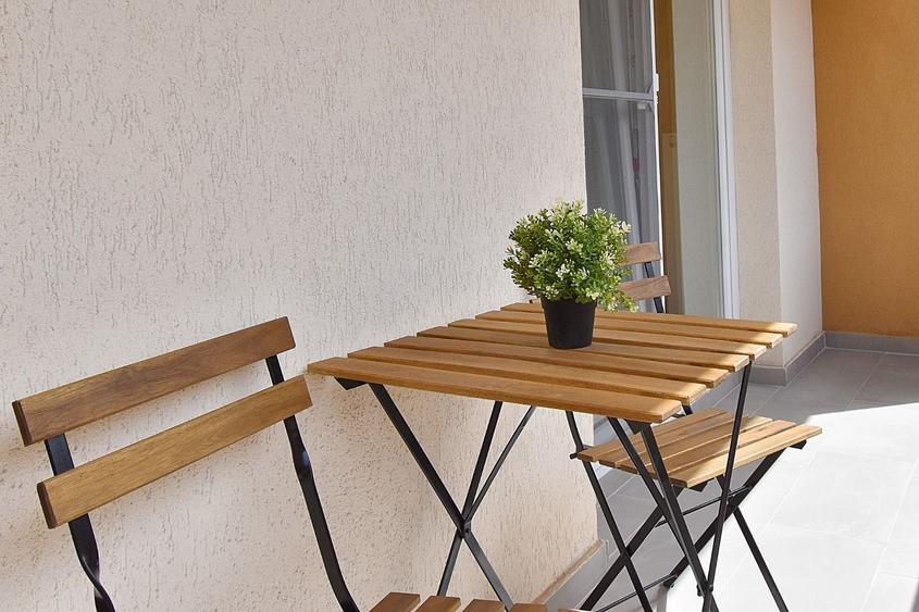 Apartament cu 2 camere decomandat în Metalurgiei