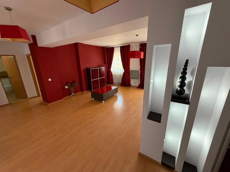 Apartament cu 3 camere decomandat în Nord