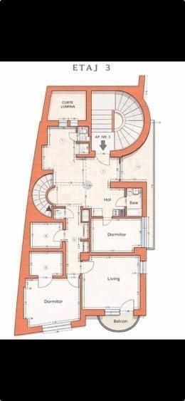 Apartament cu 4 camere decomandat, mobilat în P-ța Romană
