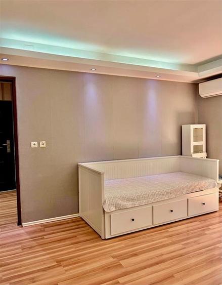 Apartament cu 2 camere semidecomandat în Dacia