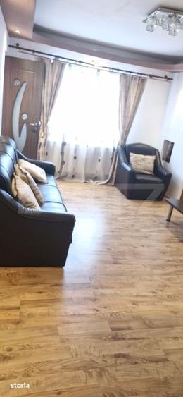 Apartament cu 3 camere în Micro 11