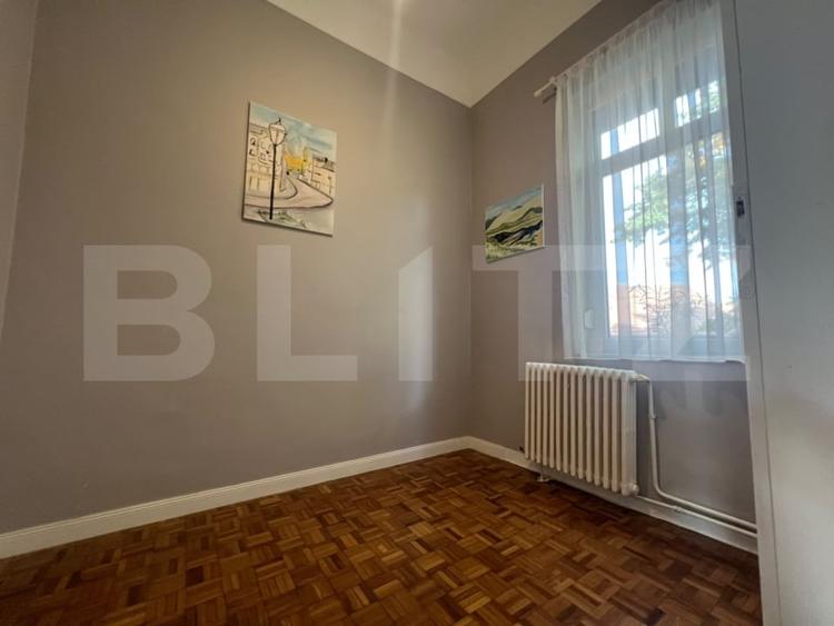 Apartament cu 4 camere decomandat, mobilat în Ultracentral