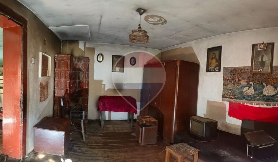 Casă individuală cu 3 camere cu Teren 570 Mp în Central