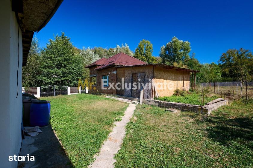 Casă cu 4 camere cu Teren 1586 Mp în Coșești