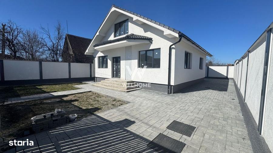 Casă cu 3 camere cu Canalizare în Cristian