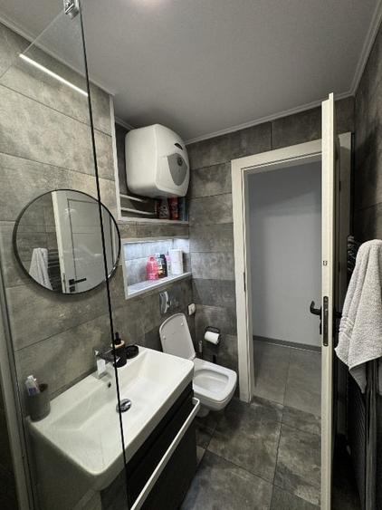 Apartament cu 2 camere semidecomandat, mobilat în Ostroveni