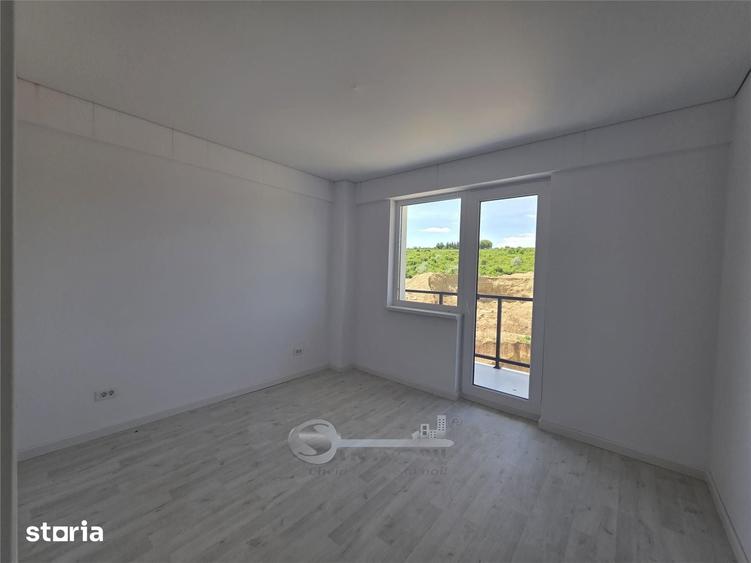 Apartament cu 2 camere decomandat în Bârnova
