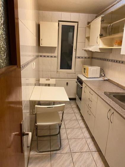 Garsonieră decomandată în Berceni
