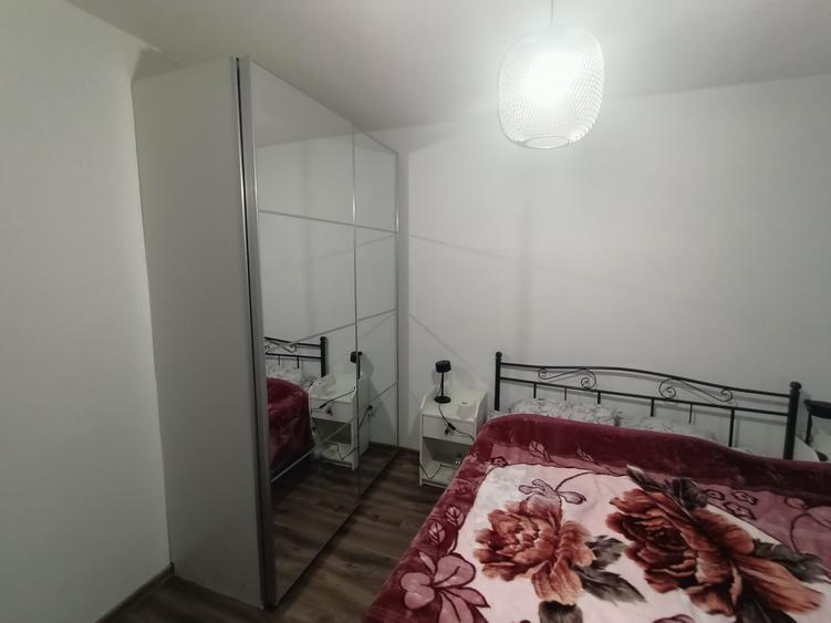 Apartament cu 2 camere semidecomandat în Chibrit