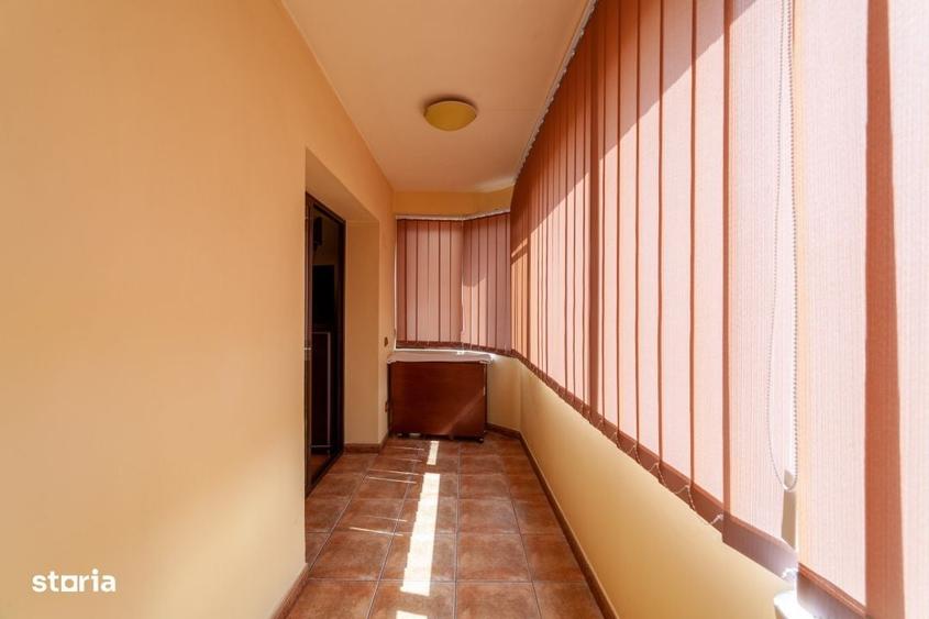 Apartament cu 4 camere decomandat în Găvana