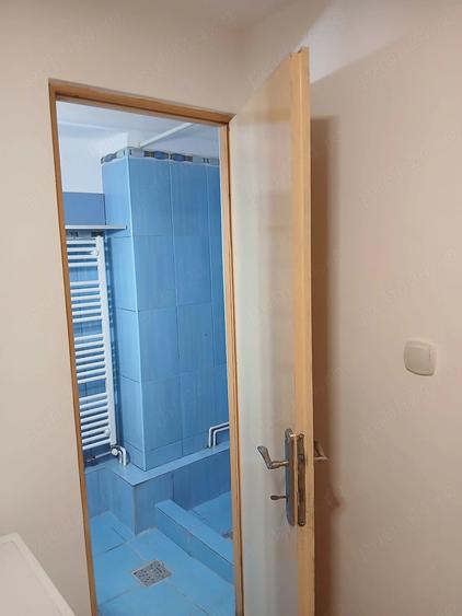 Apartament cu 3 camere decomandat în Bartolomeu