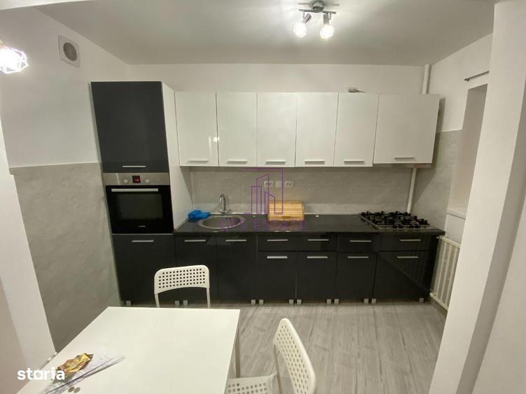 Apartament cu 3 camere decomandat în Tineretului