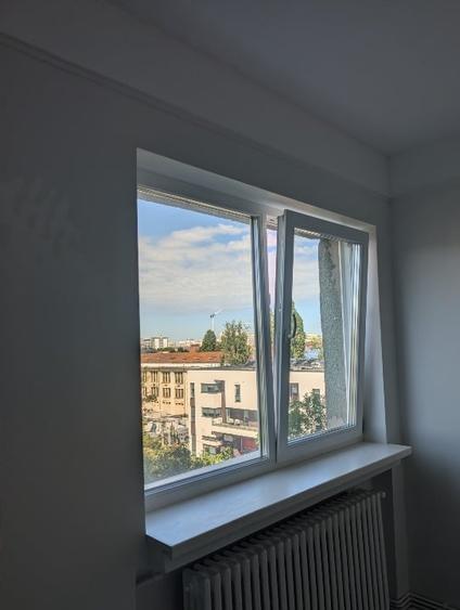 Apartament cu 3 camere semidecomandat în Iancului