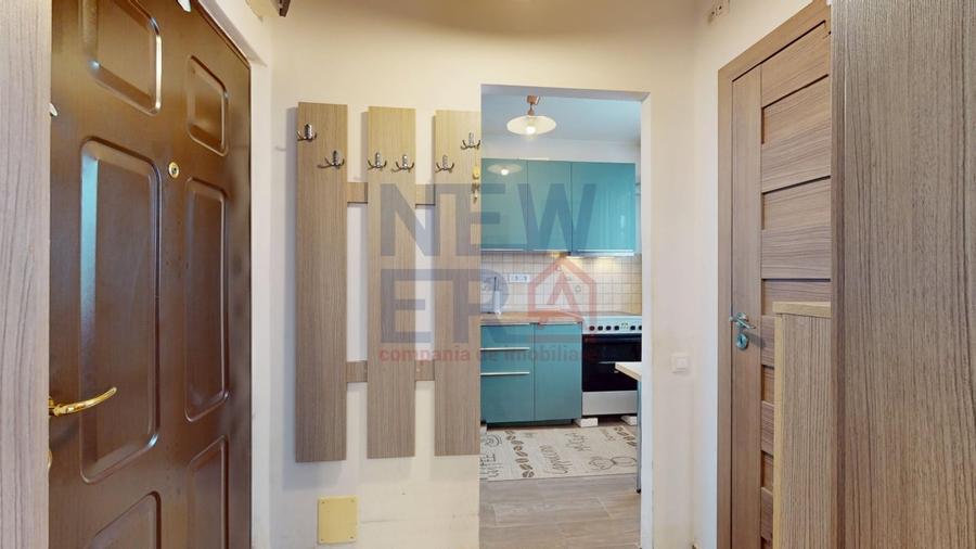 Apartament cu 2 camere semidecomandat, mobilat în 1 Mai