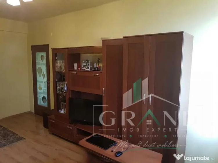 Apartament cu 2 camere semidecomandat în Semicentral