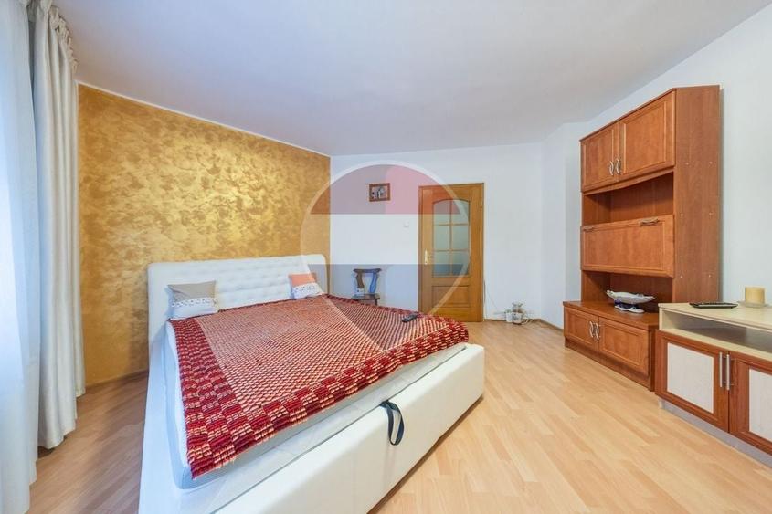 Apartament cu 2 camere decomandat în Gemenii