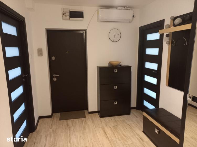 Apartament cu 3 camere în 1 Mai