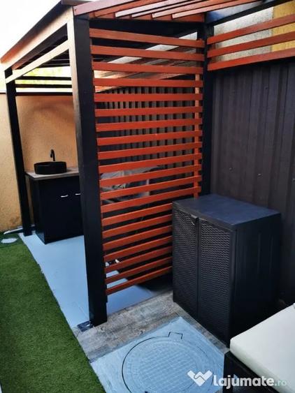 Casă cu 4 camere cu Teren 250 Mp în Domnești