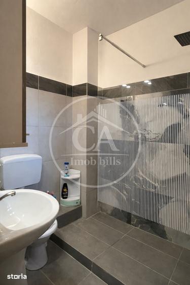 Apartament cu 4 camere decomandat în Sânmartin