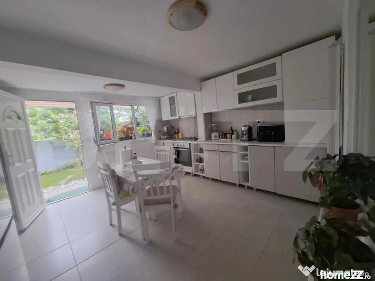 Casă cu 7 camere cu Teren 366 Mp în Tărlungeni