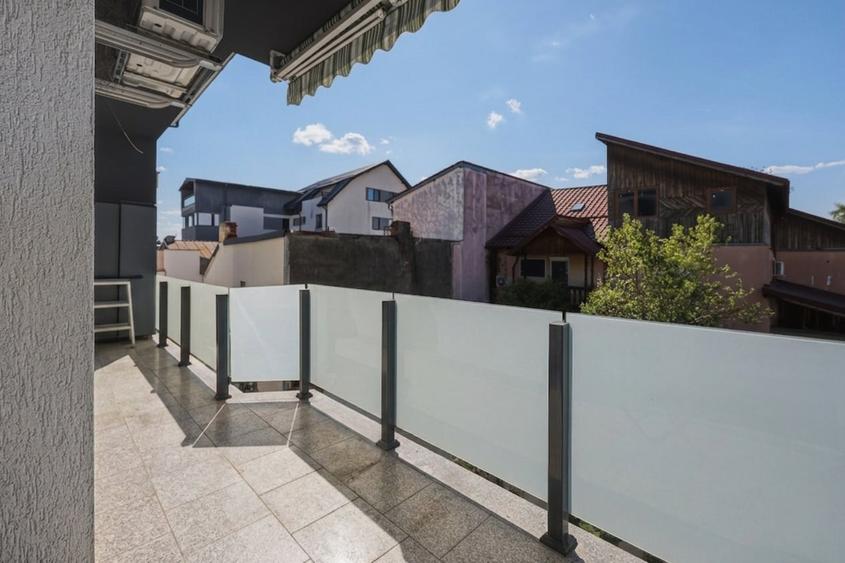 Apartament cu 3 camere decomandat, mobilat în Bucureștii Noi