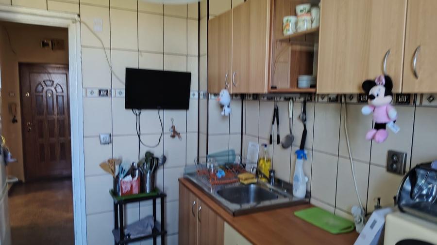 Apartament cu 2 camere decomandat, mobilat în Titan