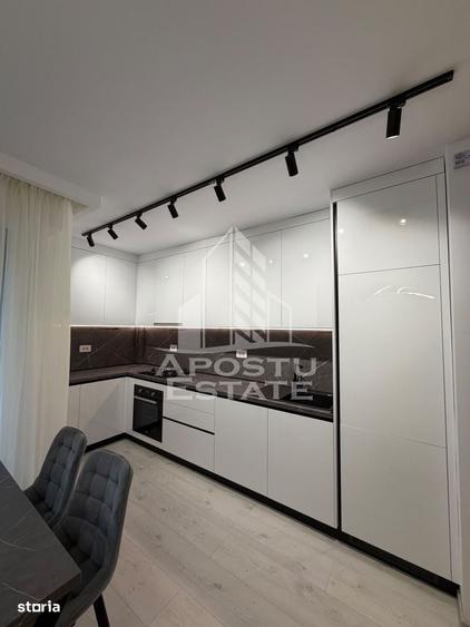Apartament cu 3 camere în Aradului