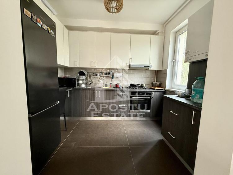Apartament cu 3 camere decomandat, mobilat în Freidorf