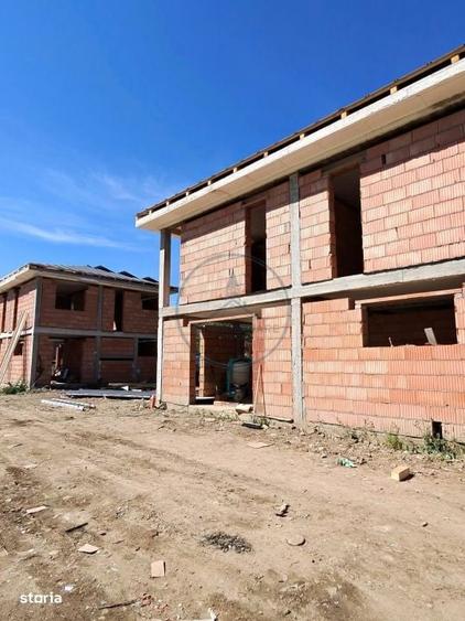 Casă cu 4 camere cu Teren 350 Mp în Central