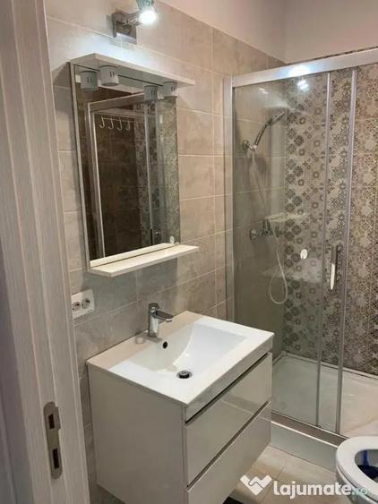 Garsonieră decomandată în Brâncoveanu