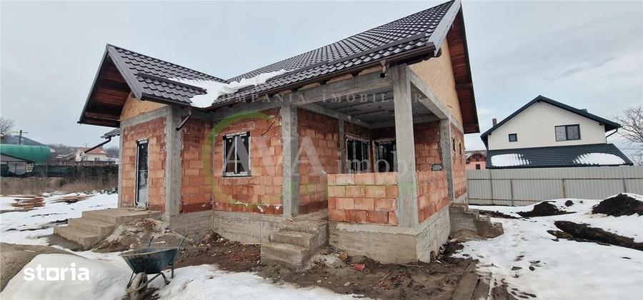 Casă cu 3 camere cu Teren 600 Mp în Sărata