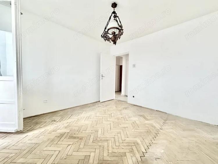 Apartament cu 2 camere decomandat în Dâmbovița