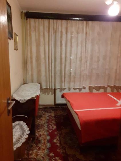 Apartament cu 2 camere decomandat în Ostroveni