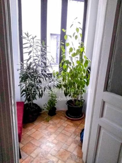 Birou, de 75 mp, în Cantemir