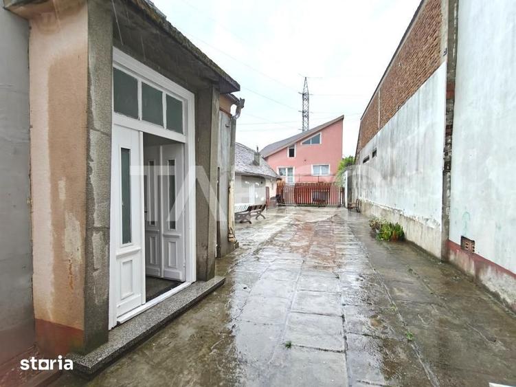 Casă cu 4 camere semidecomandat cu Teren 112 Mp în Turnișor