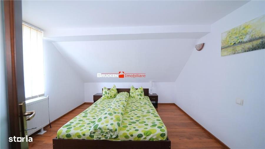 Casă cu 4 camere în Rontău