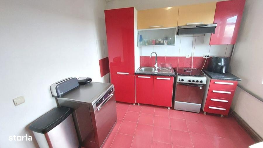 Apartament cu 3 camere în Ștefan cel Mare
