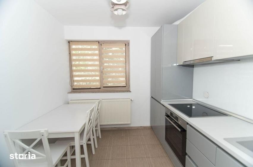 Casă cu 4 camere cu Teren 129 Mp în Moșoaia