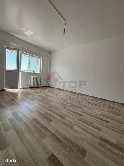 Apartament cu 2 camere decomandat în Mircea cel Bătrân