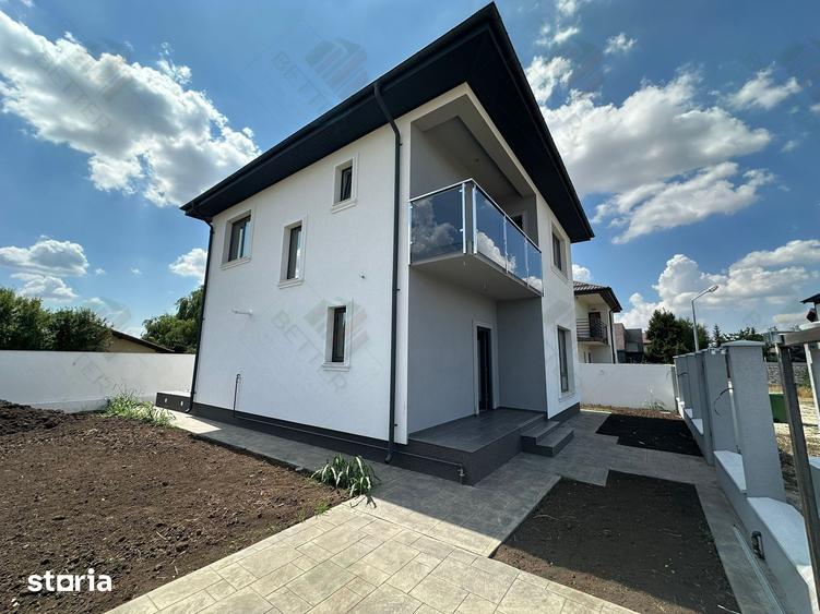 Casă cu 4 camere cu Teren 300 Mp în Berceni