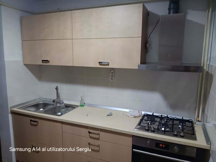 Apartament cu 2 camere decomandat în Nicolina