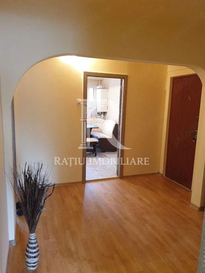 Apartament cu 3 camere decomandat, mobilat în Dorobanți