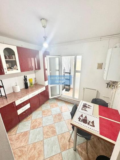 Apartament cu 3 camere decomandat în Nord-Vest
