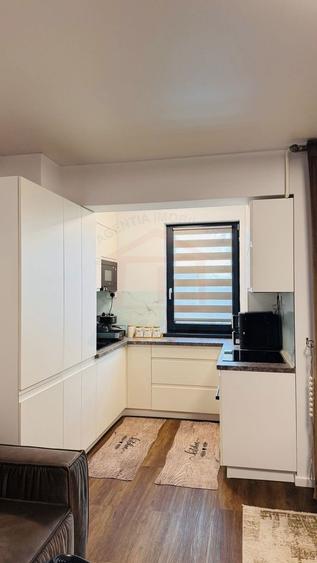 Apartament cu 2 camere decomandat în Bd. Coșbuc