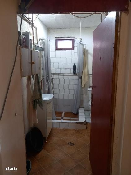 Casă cu 3 camere în Bughea de Sus